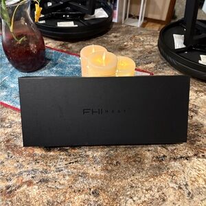 SOLD - FHI Heat 1” Universal Digital Ceramic Flat Iron